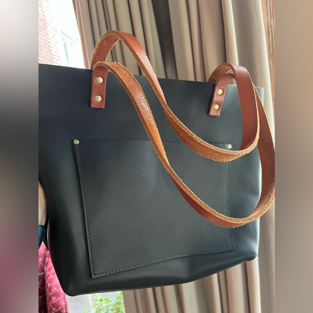 Portland Leather Goods black/tan Large Classic tote
